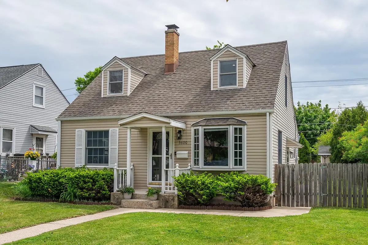 3600 N 100th STREET, Milwaukee, WI 53222 - #1