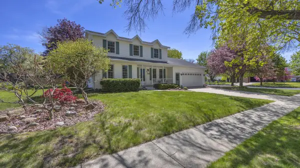 87 Eastbrook LANE, Fond Du Lac, WI 54935