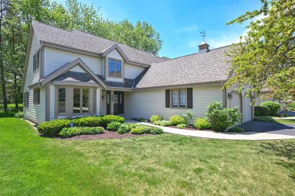 18465 St Andrew COURT #A, Brookfield, WI 53045