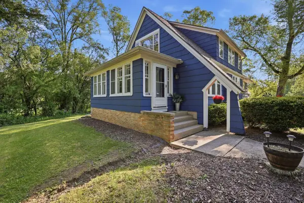 10064 N Cedarburg ROAD, Mequon, WI 53092