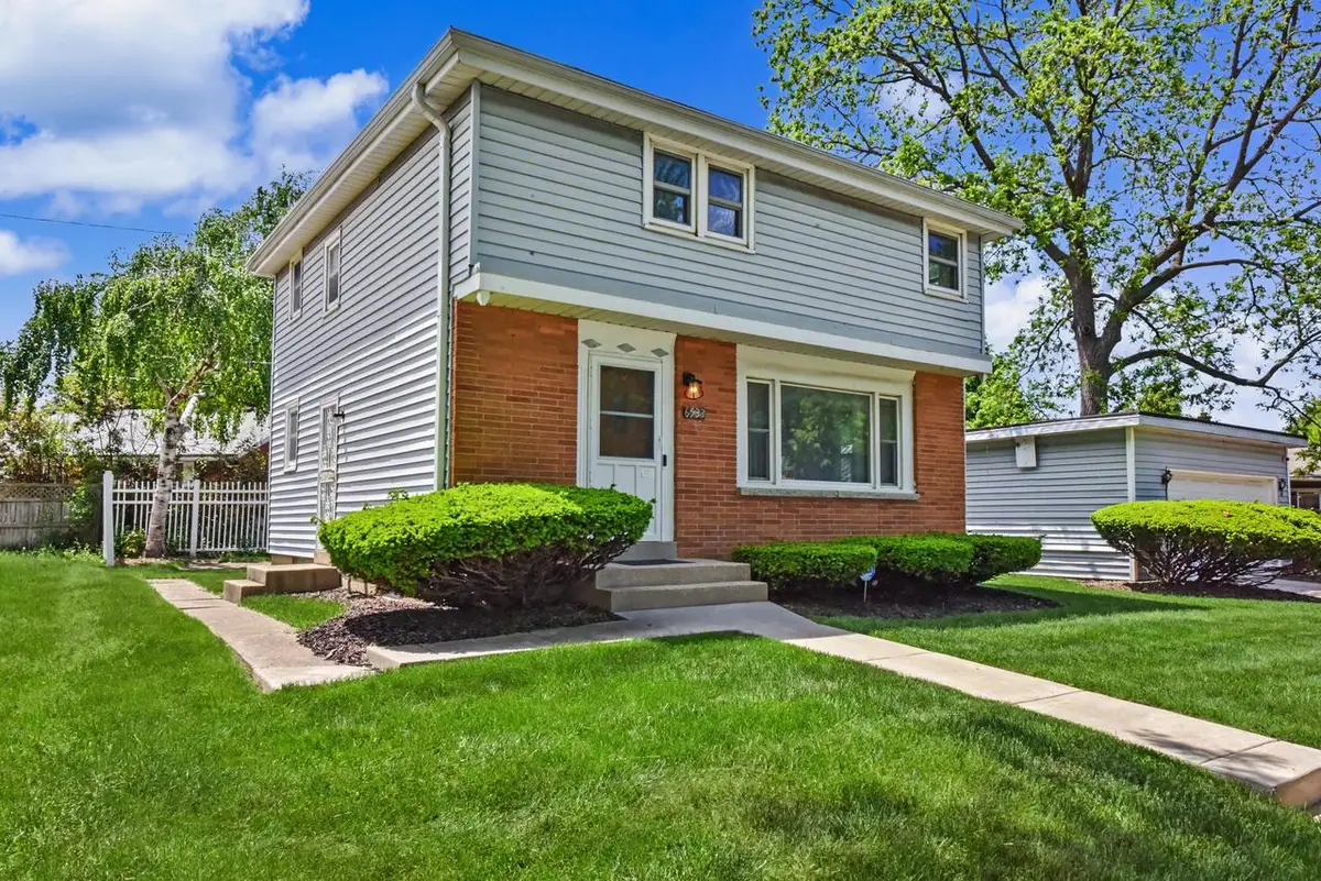 6533 W Medford AVENUE, Milwaukee, WI 53218 - #1