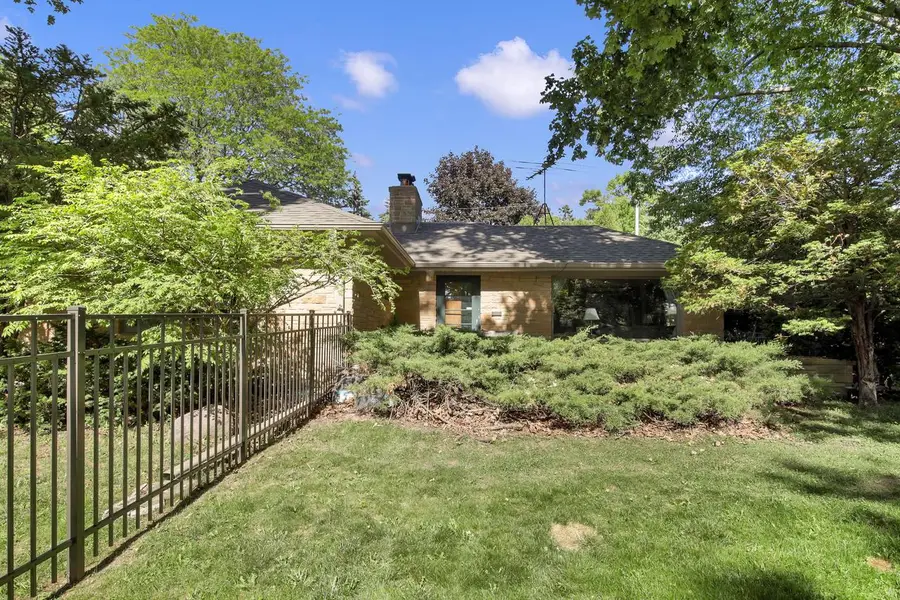 3110 N Menomonee River PARKWAY, Milwaukee, WI 53222 - #2