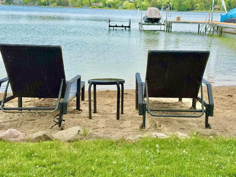 W376S4887 E Pretty Lake ROAD, Dousman, WI 53118 - #2