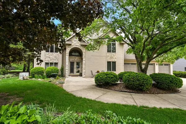 13320 W North LANE, New Berlin, WI 53151