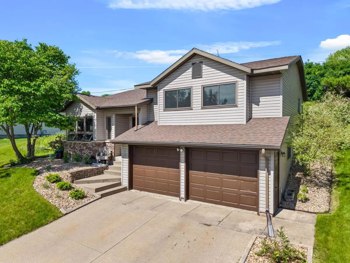 712 Juniper STREET, La Crescent, MN 55947 - #1
