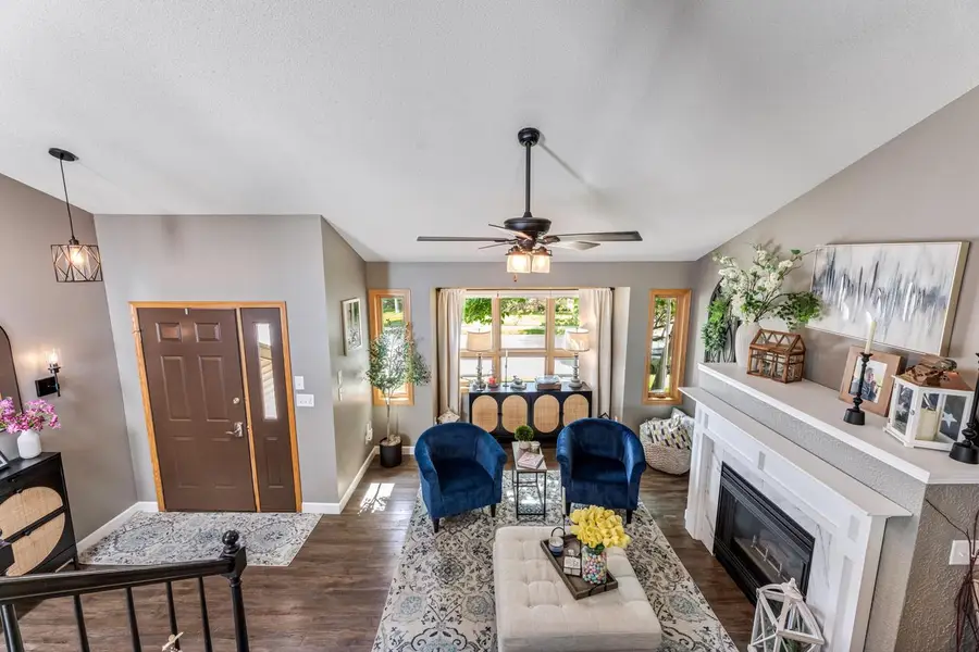 712 Juniper STREET, La Crescent, MN 55947 - #3