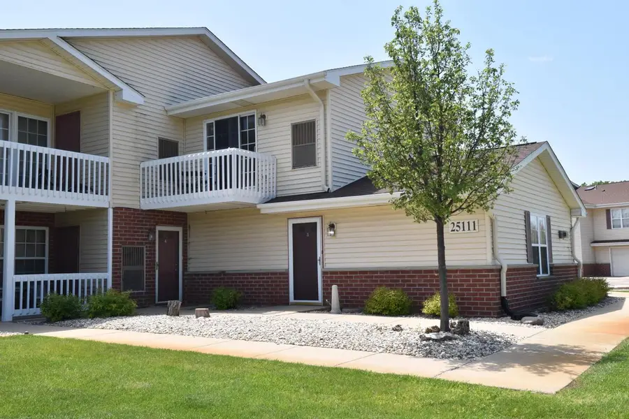 25111 87th STREET #9-3, Salem, WI 53168 - #3