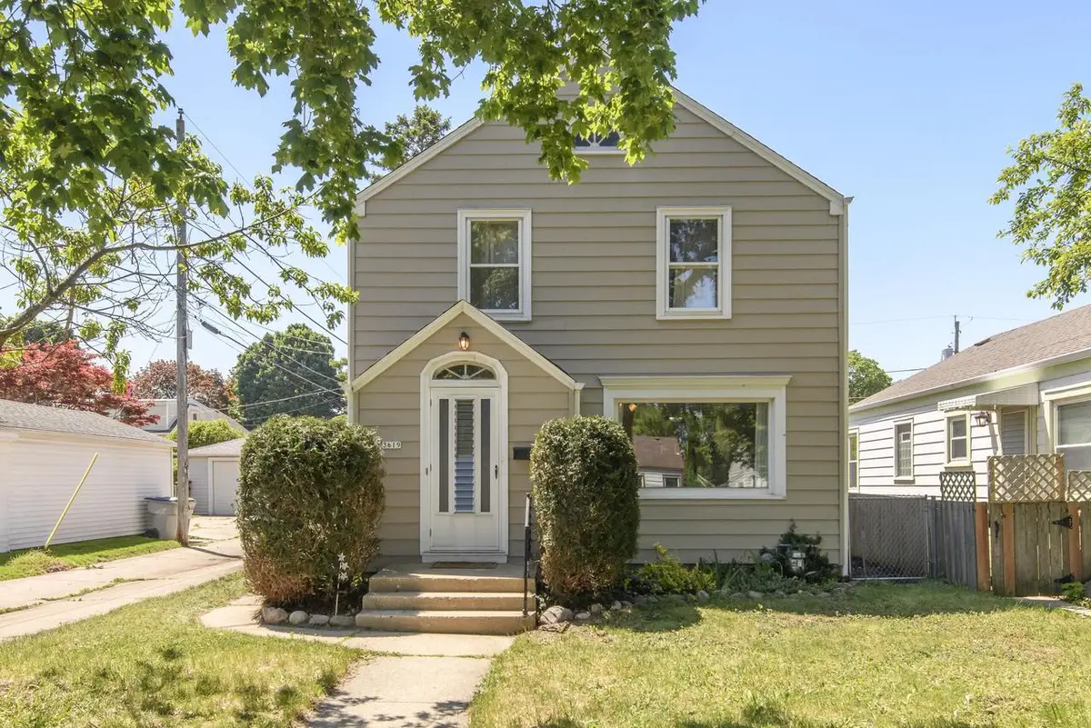 3619 S Logan AVENUE, Milwaukee, WI 53207 - #1