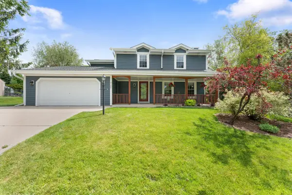 3106 Rolling Ridge DRIVE, Waukesha, WI 53188