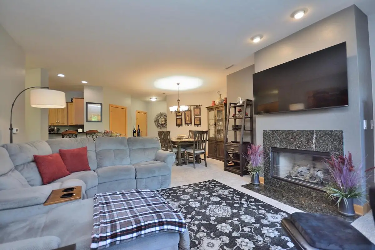 N74W13737 Appleton AVENUE #116, Menomonee Falls, WI 53051 - #1