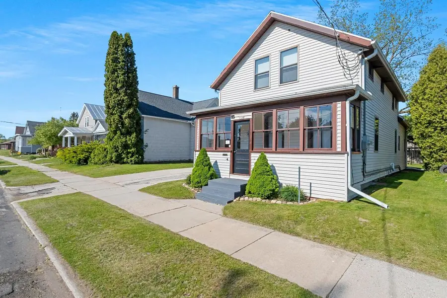 1120 S 23rd STREET, Manitowoc, WI 54220 - #3