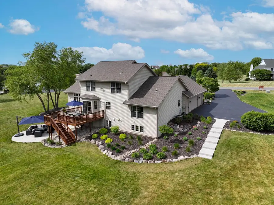 S89W31671 Cooper PARKWAY, Mukwonago, WI 53149 - #2