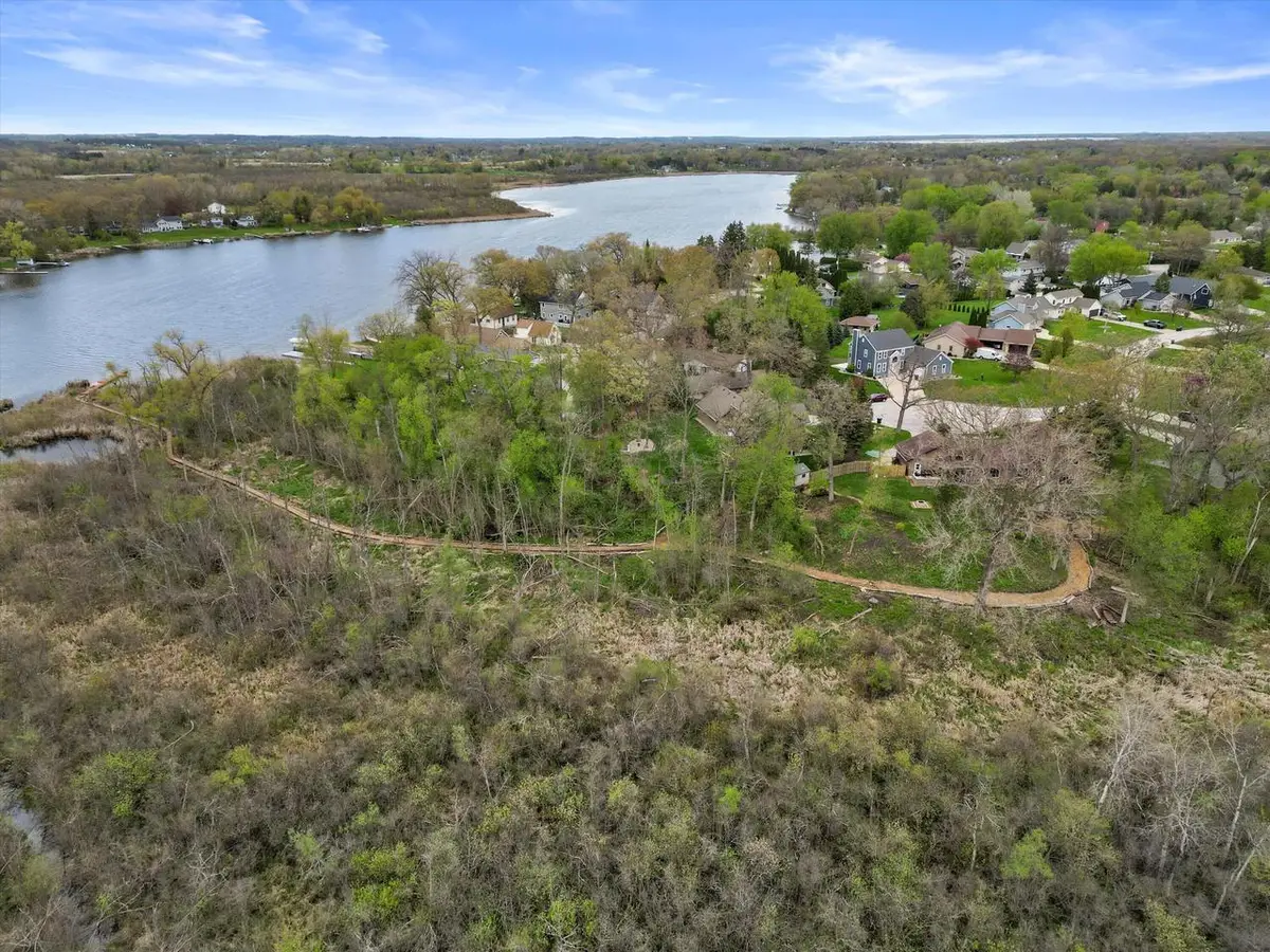 27421 Le Mays COURT, Waterford, WI 53185 - #1