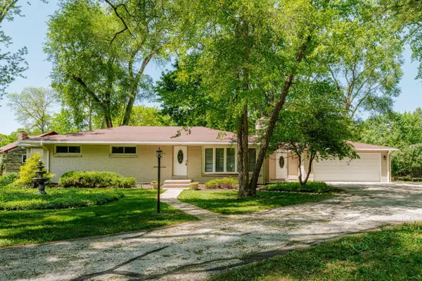 12400 Elmhurst PARKWAY, Elm Grove, WI 53122