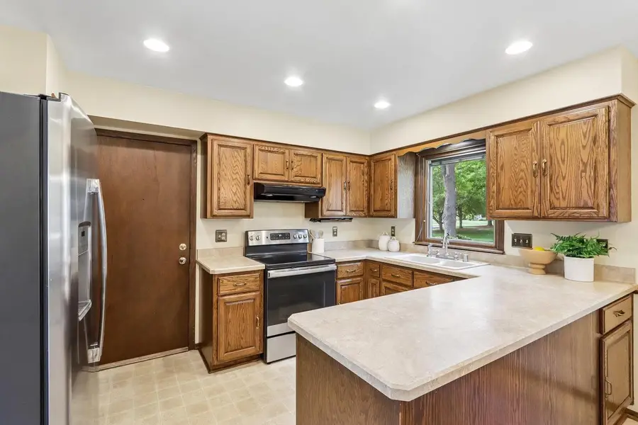 S72W16171 Edith COURT, Muskego, WI 53150 - #3