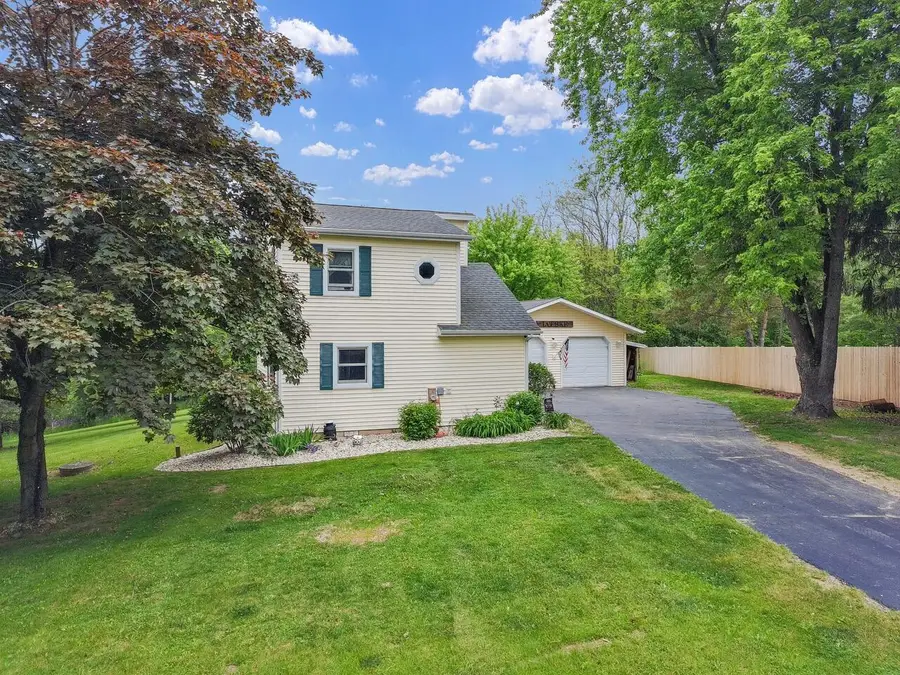 W5838 Mariner Hills COURT, Elkhorn, WI 53121 - #2