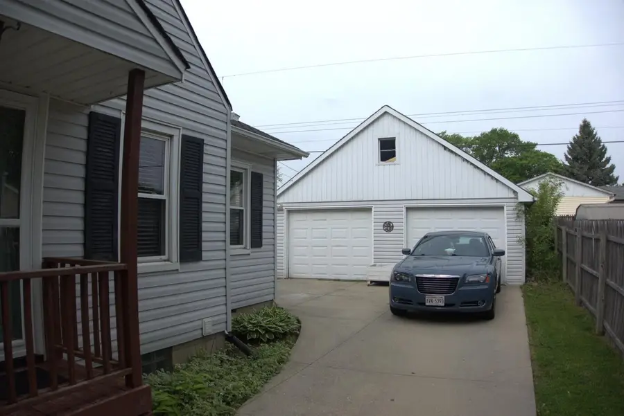 5620 43rd AVENUE, Kenosha, WI 53144 - #3