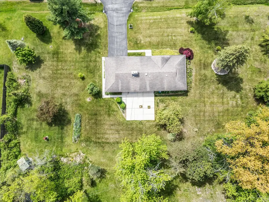 11240 N Valley DRIVE, Mequon, WI 53092 - #3