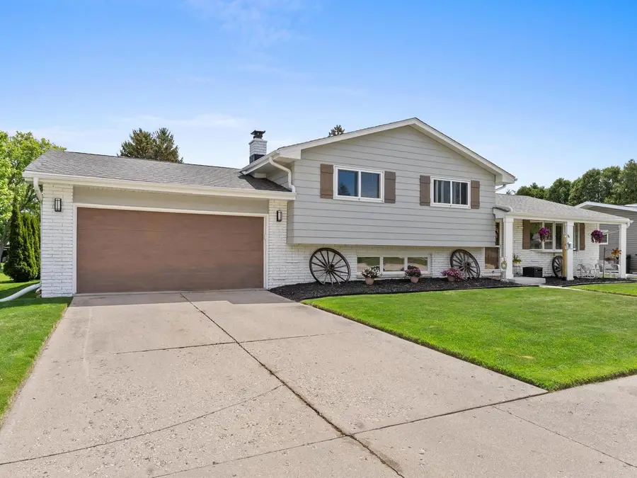 3813 S 13th STREET, Sheboygan, WI 53081 - #2