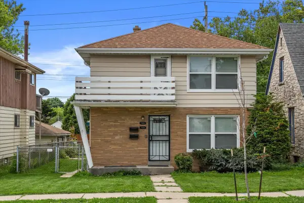 7029 W Hampton AVENUE, Milwaukee, WI 53218