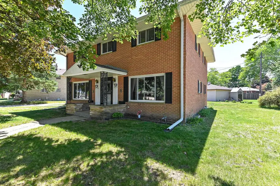 W158N8971 Charles DRIVE #8973, Menomonee Falls, WI 53051 - #2