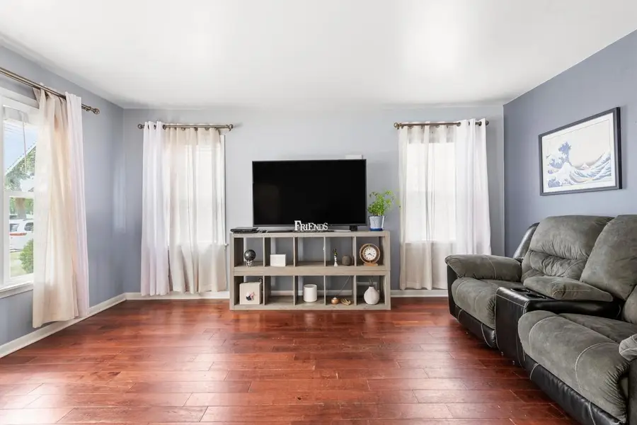 3813 N 81st STREET, Milwaukee, WI 53222 - #2
