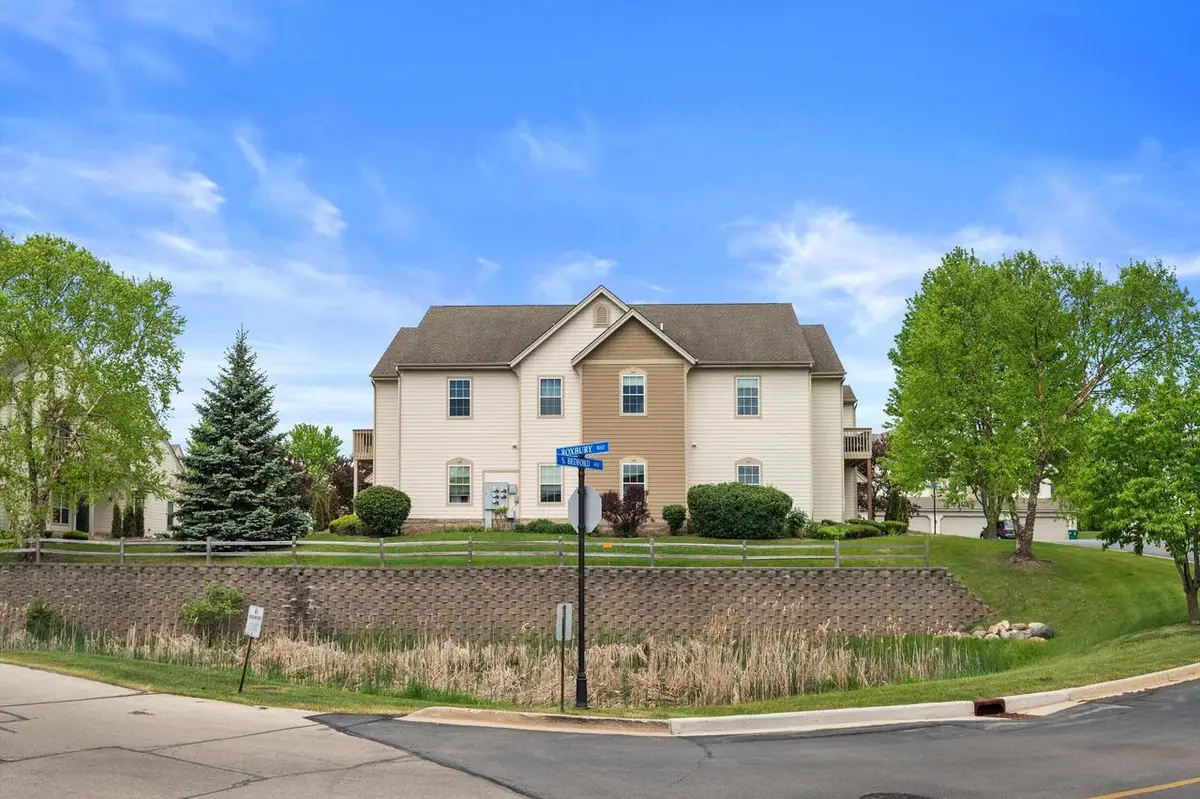 8614 S Stratford ROAD, Oak Creek, WI 53154 - #1