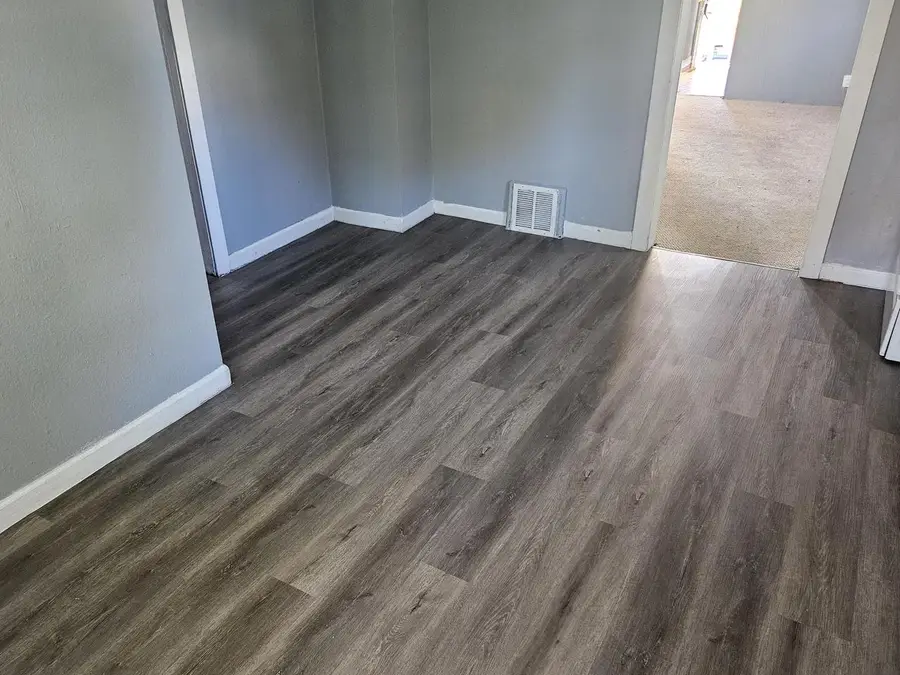 2830 W Saint Paul AVENUE #Upper, Milwaukee, WI 53208 - #2