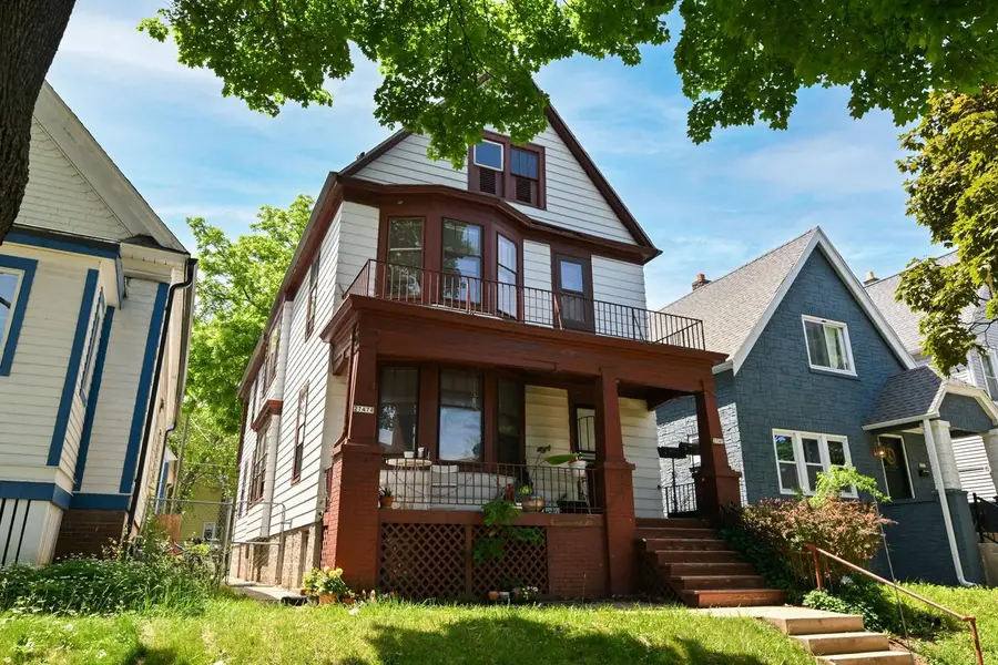 2747 N Bremen STREET #2747A, Milwaukee, WI 53212 - #3