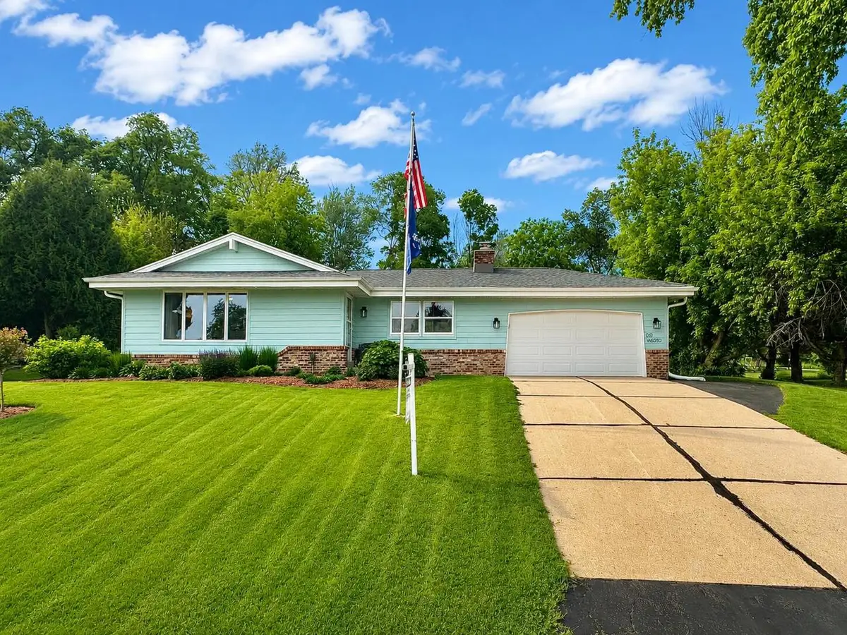 S69W16890 Parkland DRIVE, Muskego, WI 53150 - #1