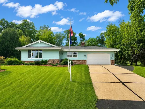 S69W16890 Parkland DRIVE, Muskego, WI 53150