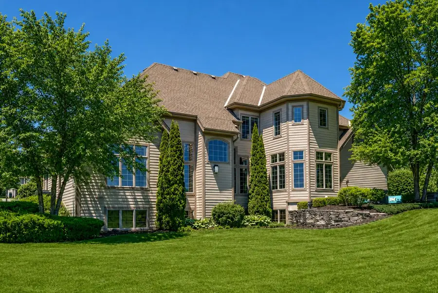11092 N Sutton Ridge DRIVE, Mequon, WI 53097 - #3