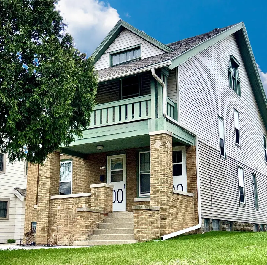 1825 N 58th STREET #1827, Milwaukee, WI 53208 - #2