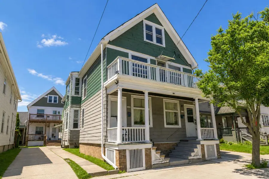 1729 N Warren AVENUE #1731, Milwaukee, WI 53202 - #2