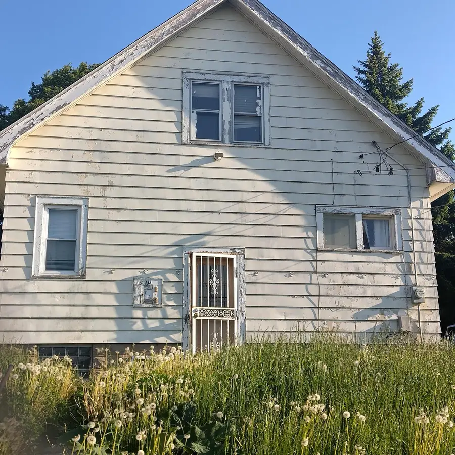 1420 W Congress STREET, Milwaukee, WI 53209 - #2