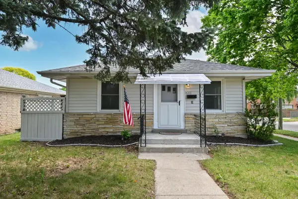 4300 N 73rd STREET, Milwaukee, WI 53216