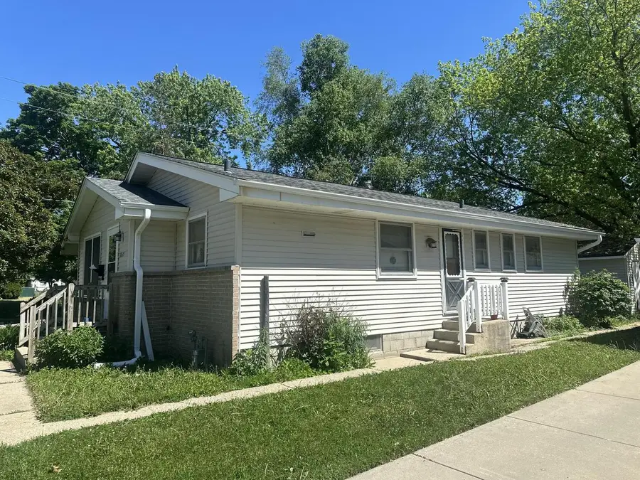 1215 Oscar STREET, Waukesha, WI 53186 - #2