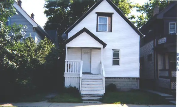 1935 W Monroe STREET, Milwaukee, WI 53205