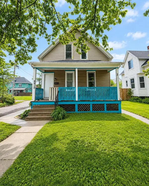 4910 17th AVENUE, Kenosha, WI 53140