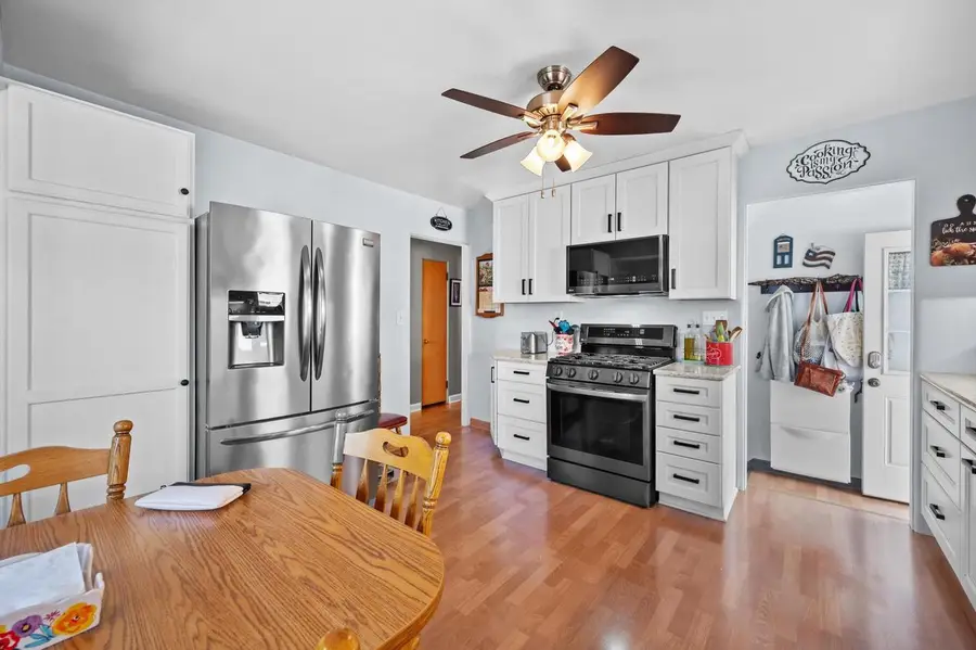 3321 W Oklahoma AVENUE, Milwaukee, WI 53215 - #3