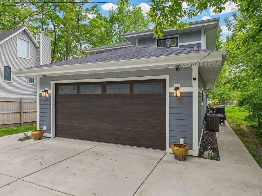 34215 Venice Park ROAD, Delafield, WI 53018 - #3