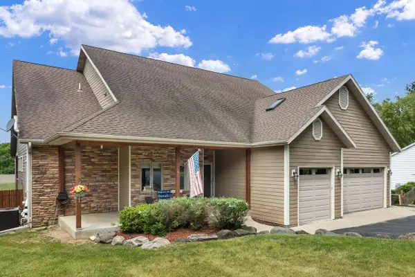 W5574 Briarwood ROAD, Elkhorn, WI 53121