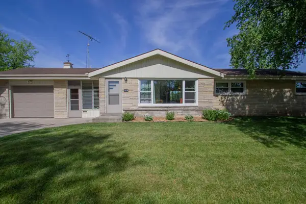 1006 Highland AVENUE, Watertown, WI 53098