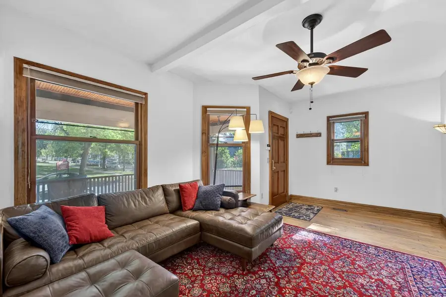 203 W Lloyd STREET #203, Milwaukee, WI 53212 - #3