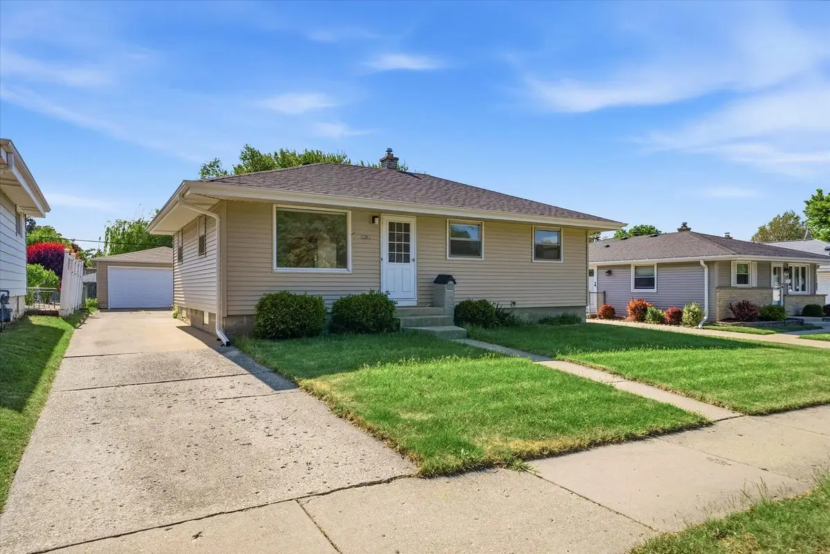 3201 S 98th STREET, Milwaukee, WI 53227 - #1