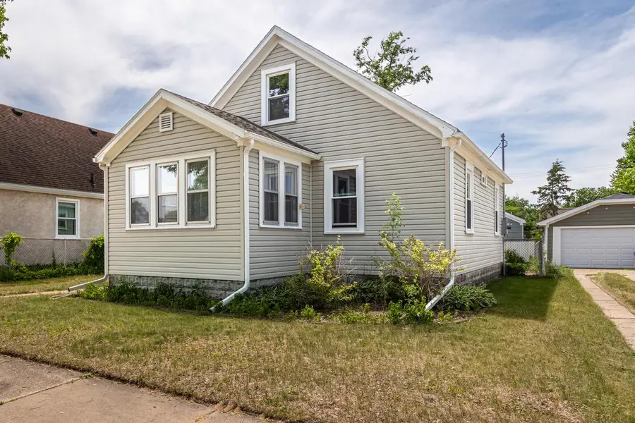 1418 21st STREET S, La Crosse, WI 54601 - #2