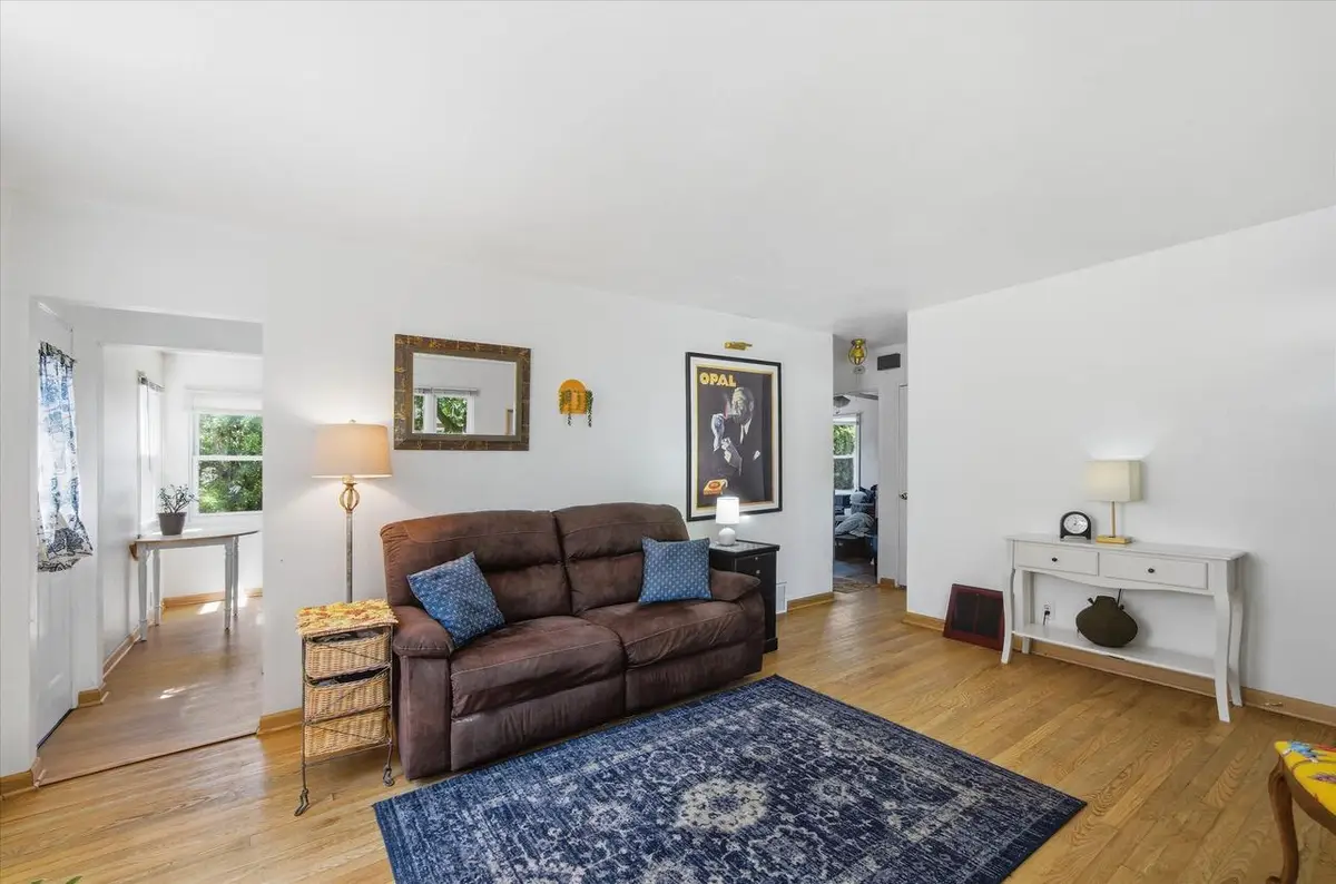 3147 S Brisbane AVENUE, Milwaukee, WI 53207 - #1