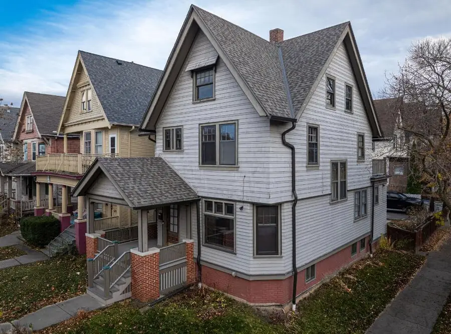 3249 W Mckinley BOULEVARD, Milwaukee, WI 53208 - #2