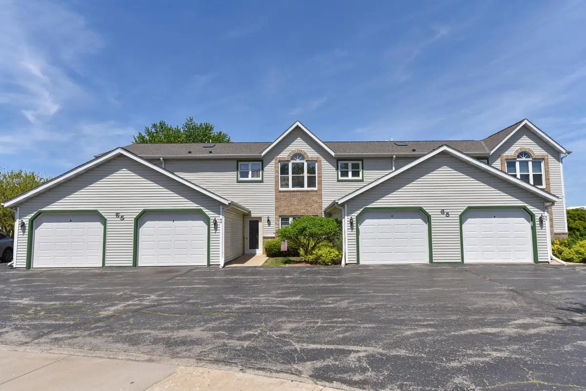 65 Stacy Lynn LANE #B, Hartford, WI 53027 - #1