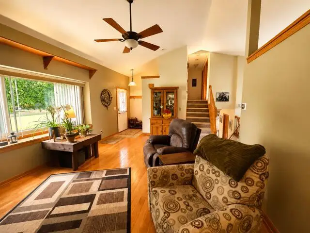 804 James DRIVE, Twin Lakes, WI 53181 - #3